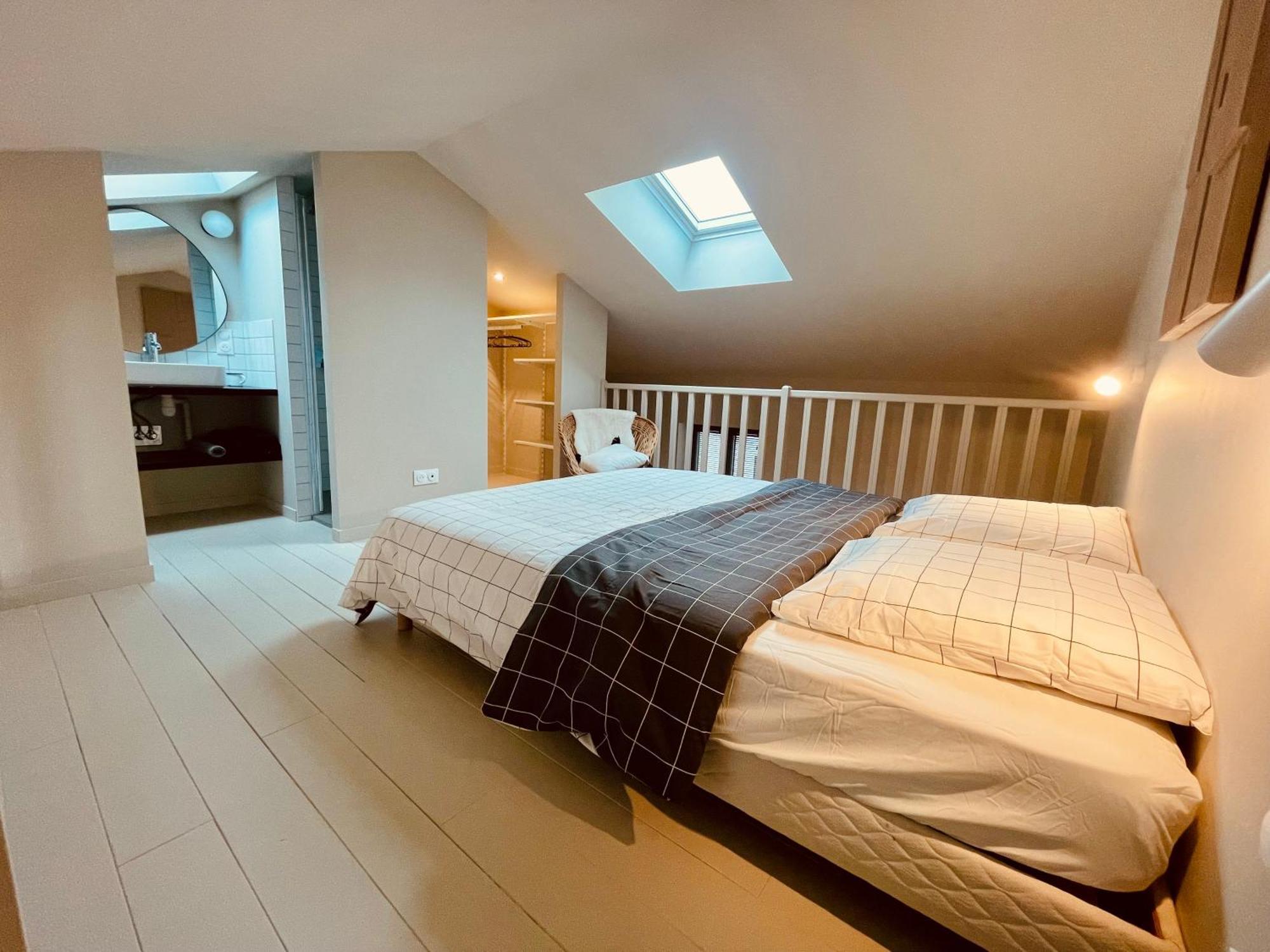 Les Suites D'Angouleme - Proche Gare Et Centre Ville - Haut De Gamme Ngoại thất bức ảnh