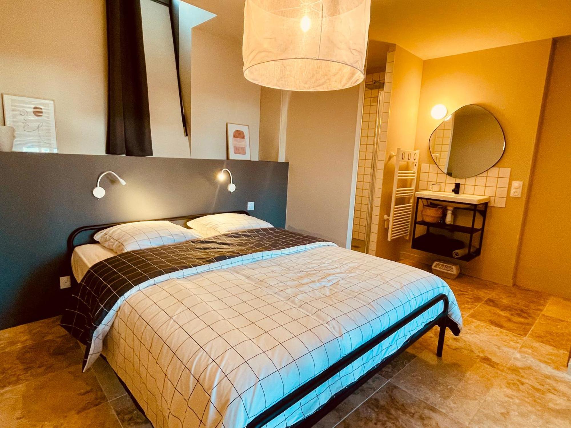 Les Suites D'Angouleme - Proche Gare Et Centre Ville - Haut De Gamme Ngoại thất bức ảnh